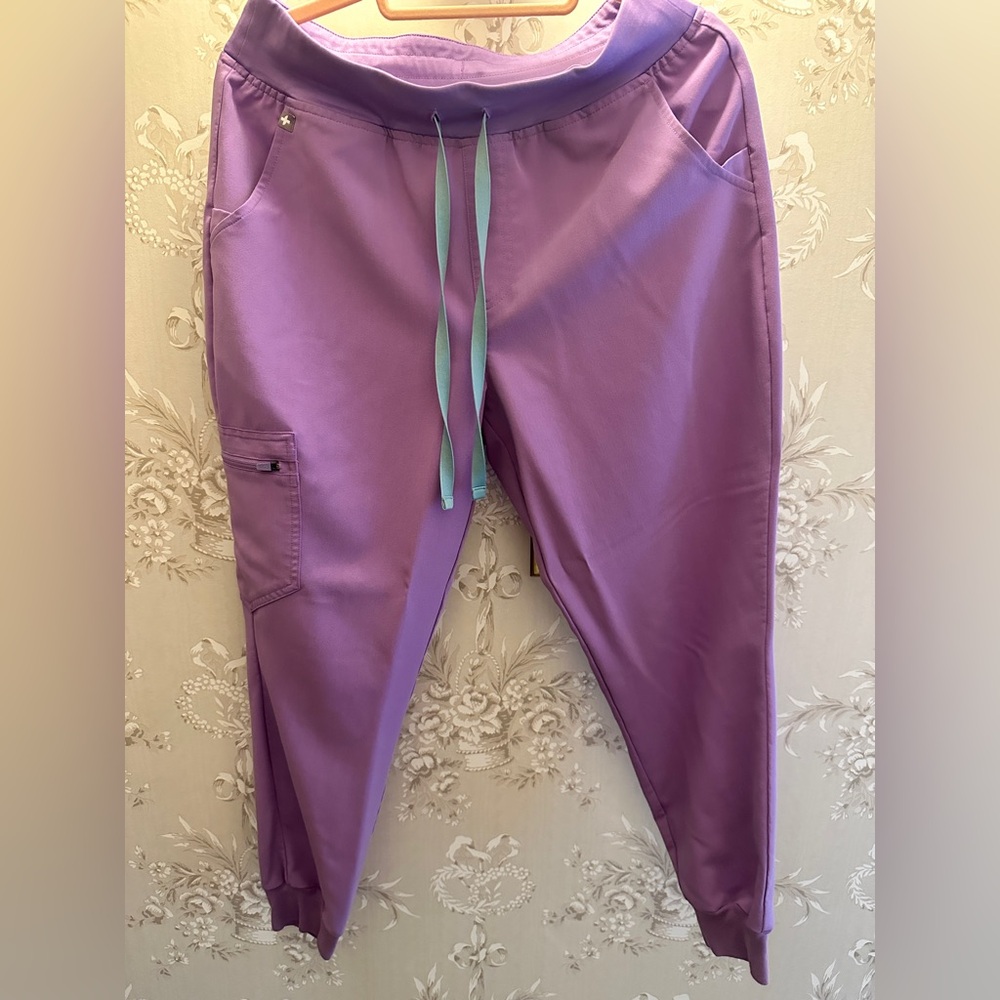 Figs lavender dawn high waisted Zamora jogger mp